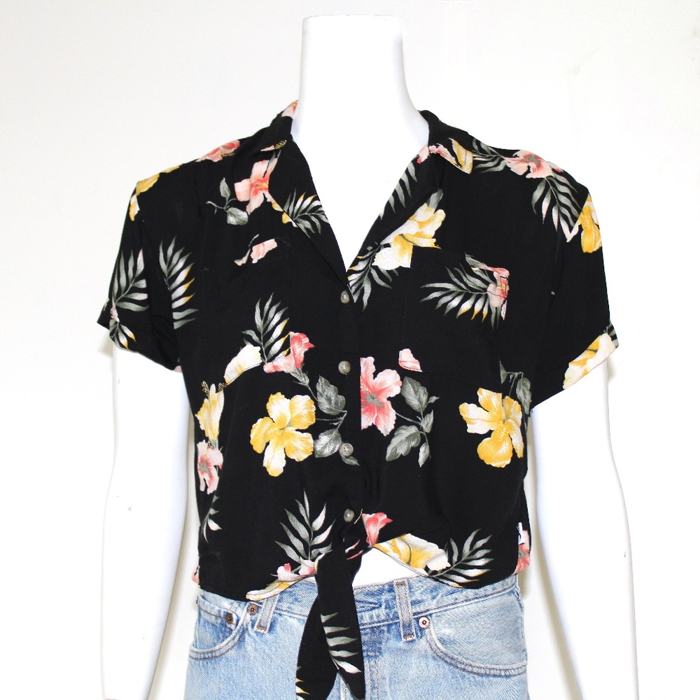 Abercrombie & Fitch Hawaiian Print Viscose Tie Front Blouse
